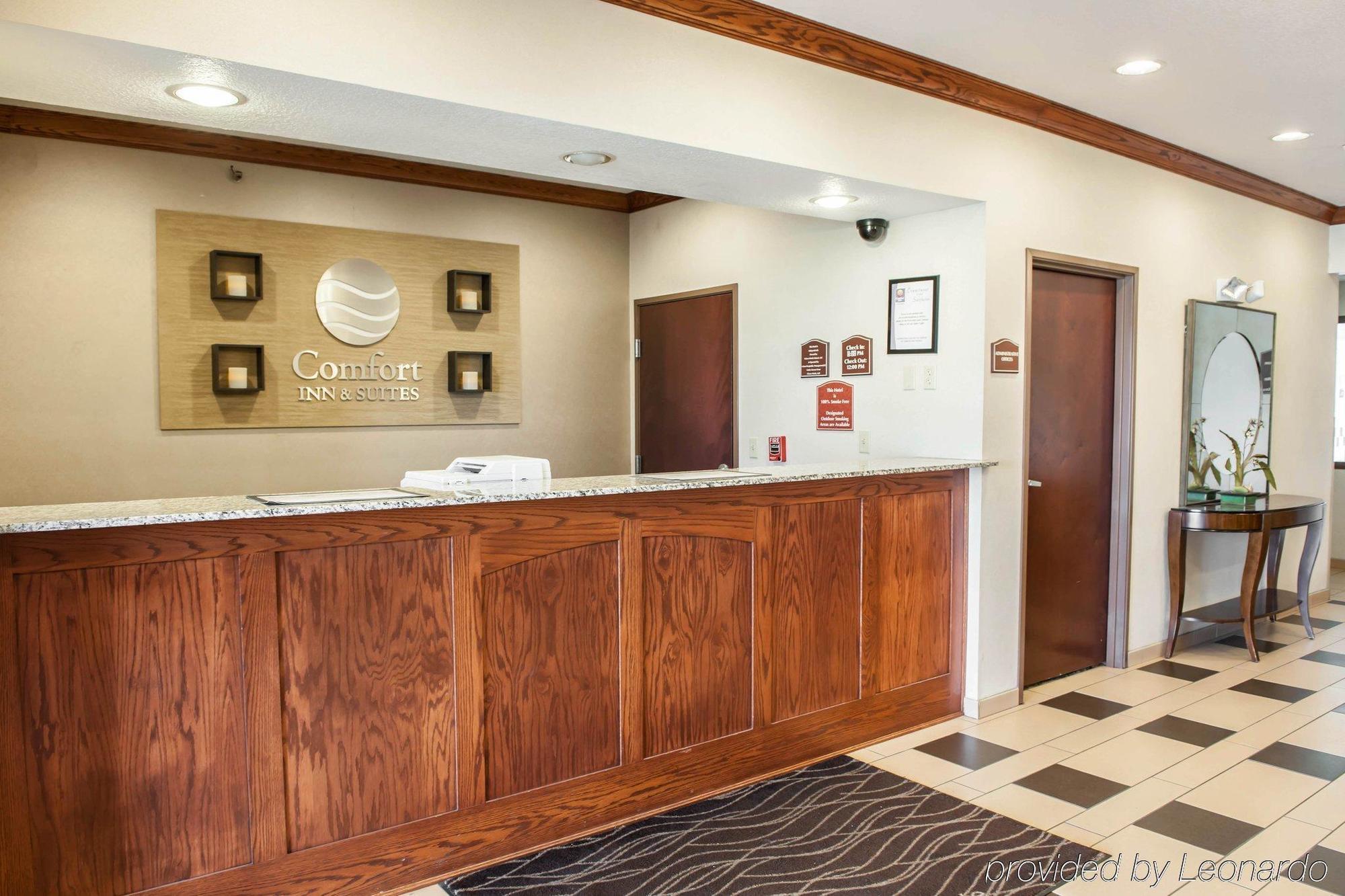 Comfort Inn & Suites Muncie Exterior photo